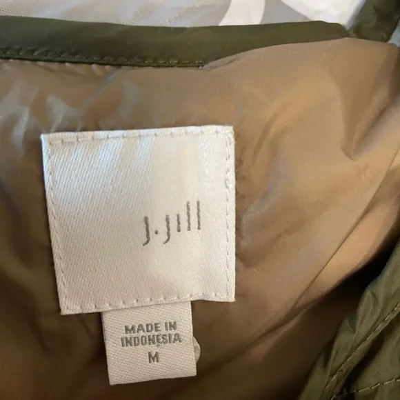 J Jill Medium Olive Green 75% Down Packable Puffer Jacket Coat - Picture 3 of 6